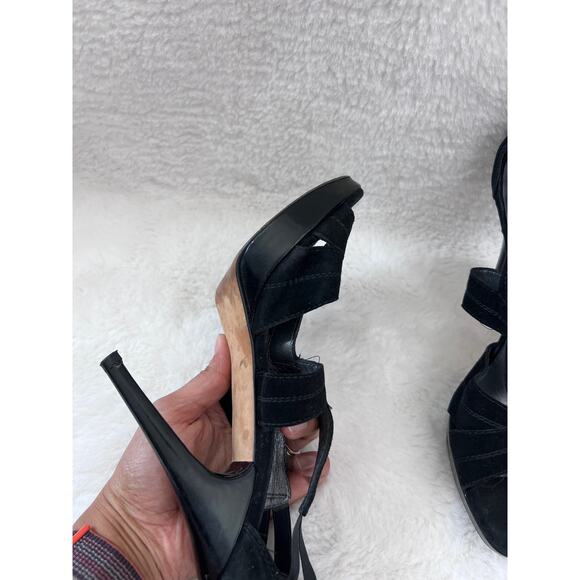 Stuart Weitzman Black Velvet T-Strap Heels Size 8M - Picture 7 of 12